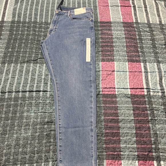Uniqlo EZY Jeans - Picture 3 of 8